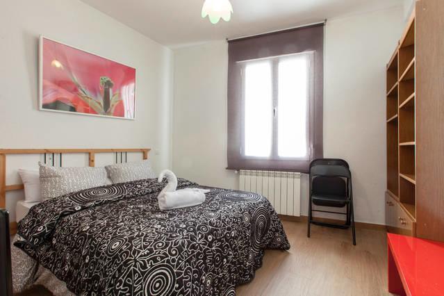 Mercado Anton Martin Apartment Мадрид Экстерьер фото