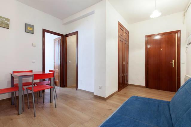 Mercado Anton Martin Apartment Мадрид Экстерьер фото