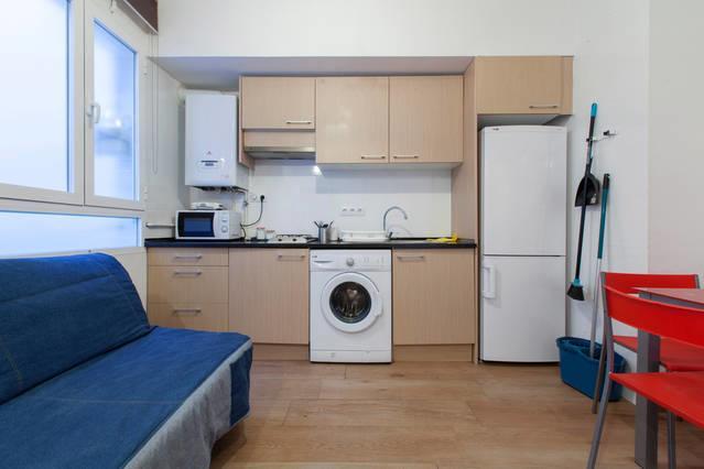 Mercado Anton Martin Apartment Мадрид Экстерьер фото