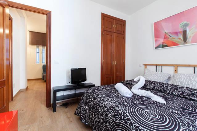 Mercado Anton Martin Apartment Мадрид Экстерьер фото